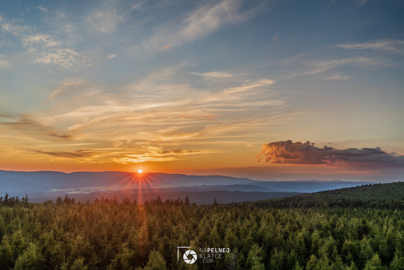 fotografia zachodu słońca w górach bystrzyckich